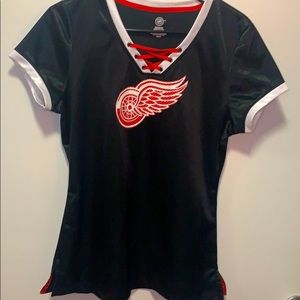 Detroit Red Wings v-neck